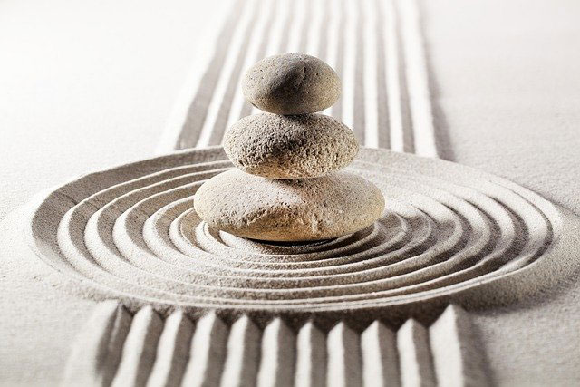 pierre sable rock balancing,#energeticienne, #lithotherapeute, #morbilan, #Landevant,#nettoyages karmique