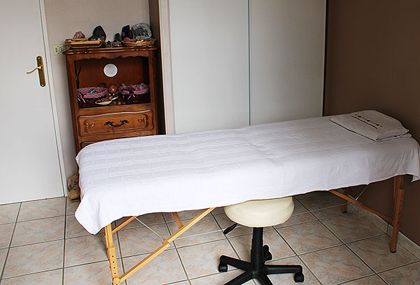 #table de massage,#energeticienne, #lithotherapeute, #morbilan, #Landevant,#point de digitopression
